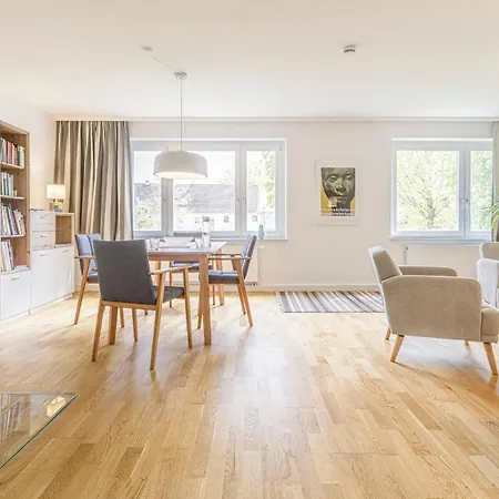 Premium Im Gustav Seitz Gaestehaus