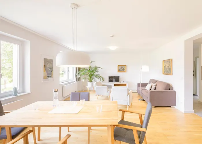 Premium Im Gustav Seitz Gaestehaus Muncheberg